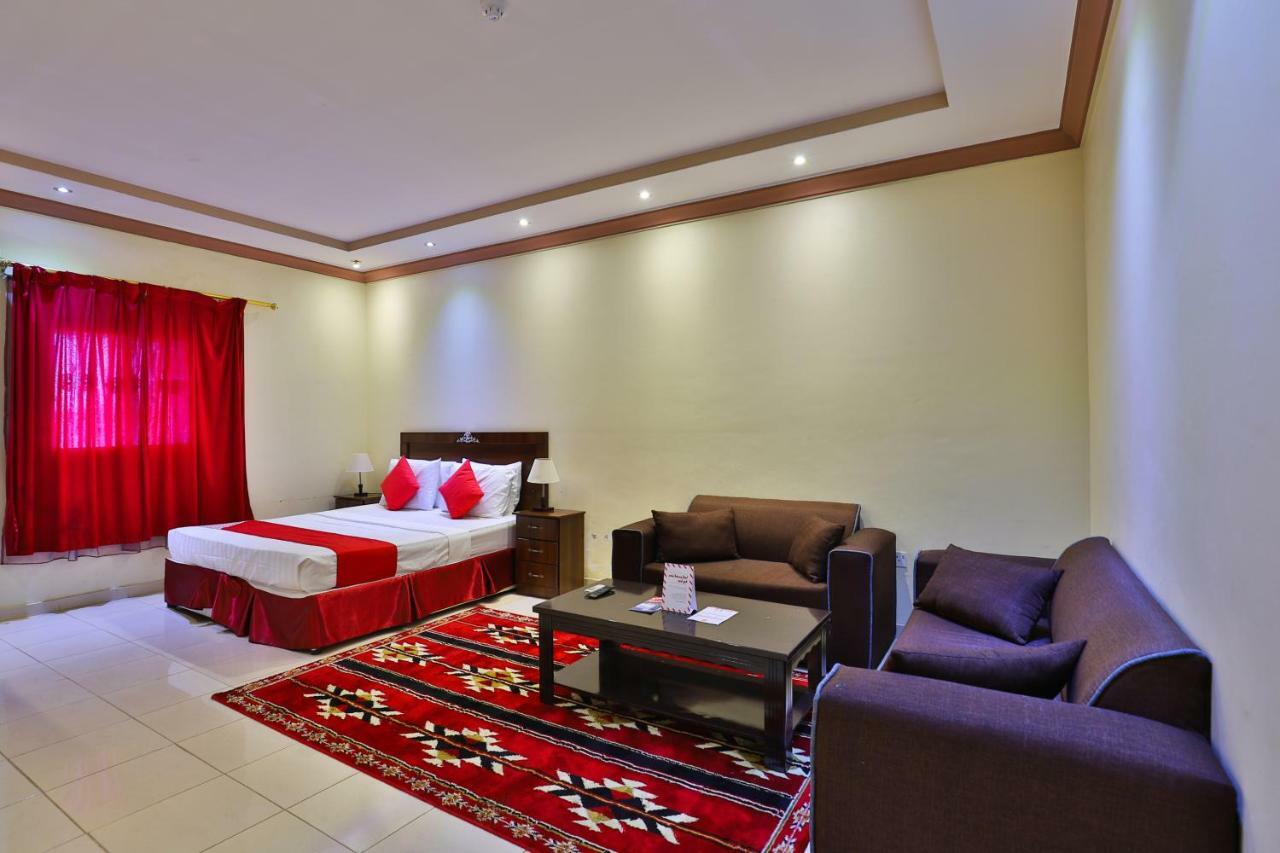Oyo 273 Star Yanbu Hotel Suites Exteriér fotografie