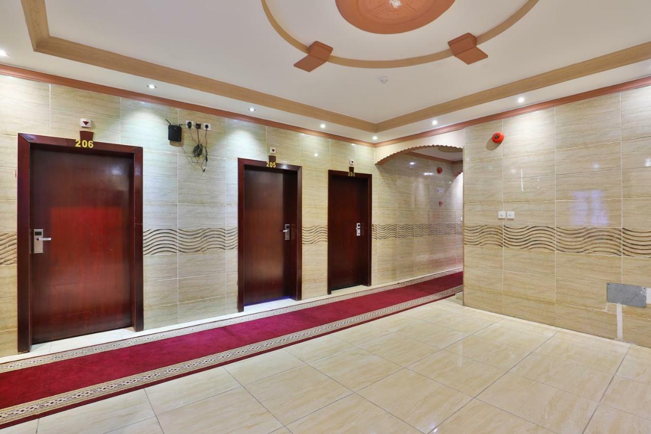 Oyo 273 Star Yanbu Hotel Suites Exteriér fotografie